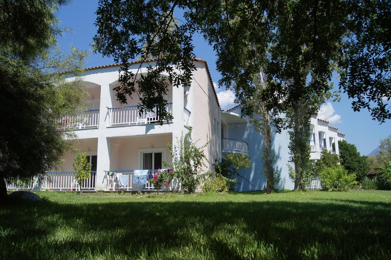 Hotel Cavo Mytikas Екстериор снимка